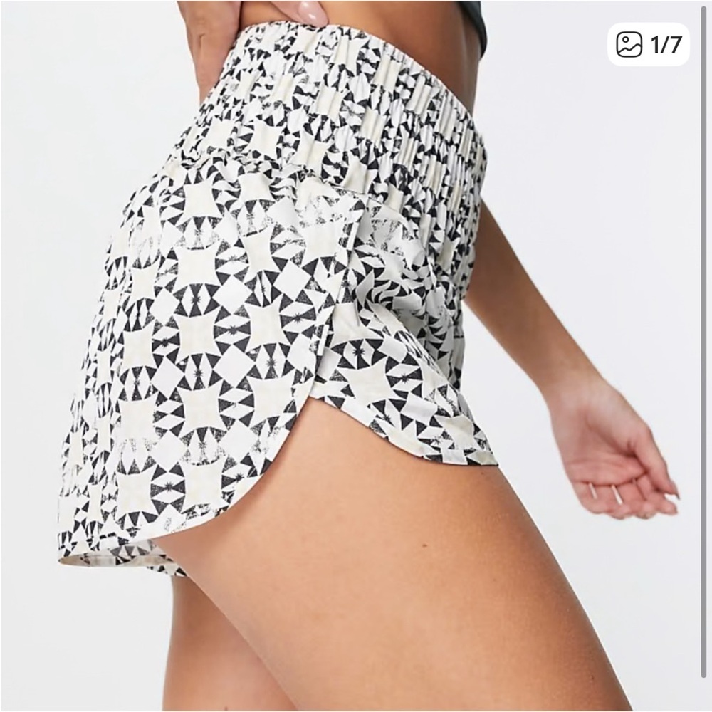 NWT Free people the way home printed shorts xs
